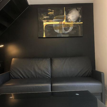 Une Chambre A Neuilly Guest House Kültér fotó