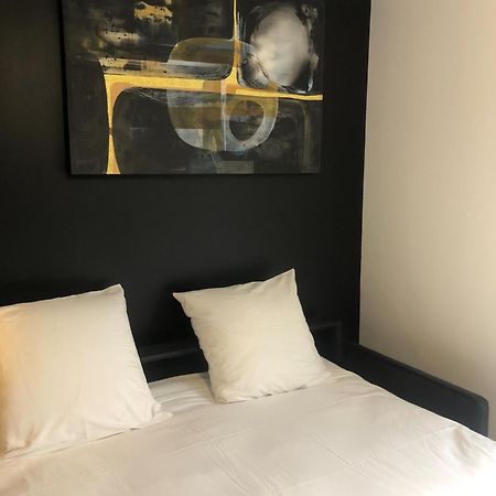 Une Chambre A Neuilly Guest House Kültér fotó