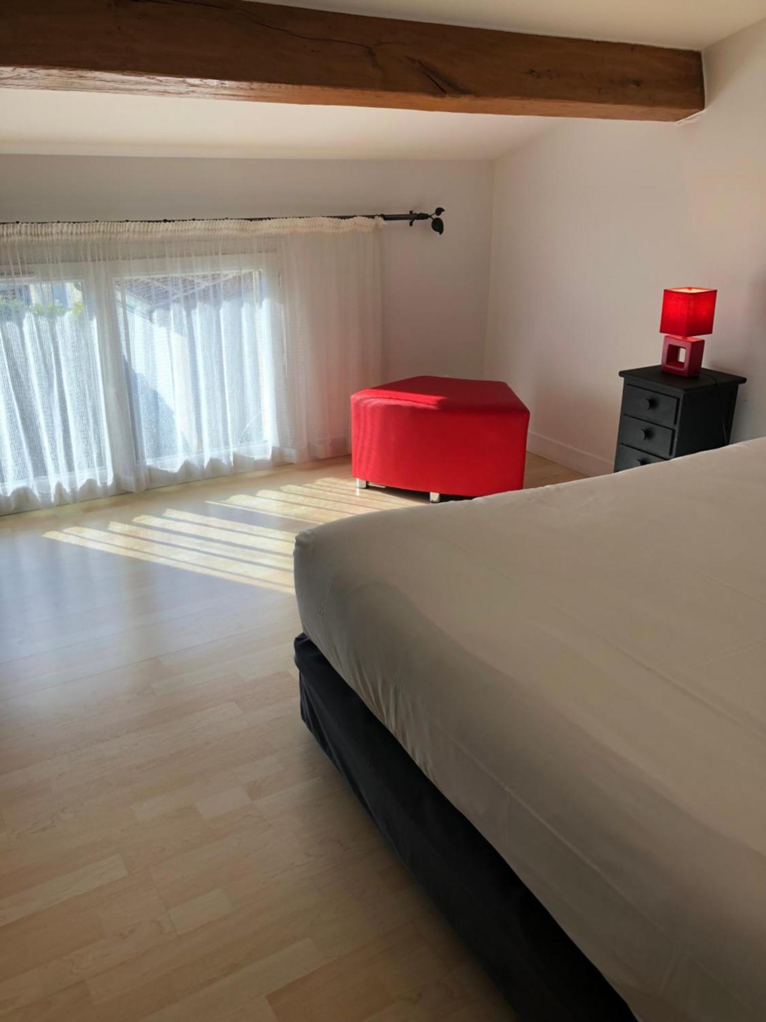 Une Chambre A Neuilly Guest House Kültér fotó