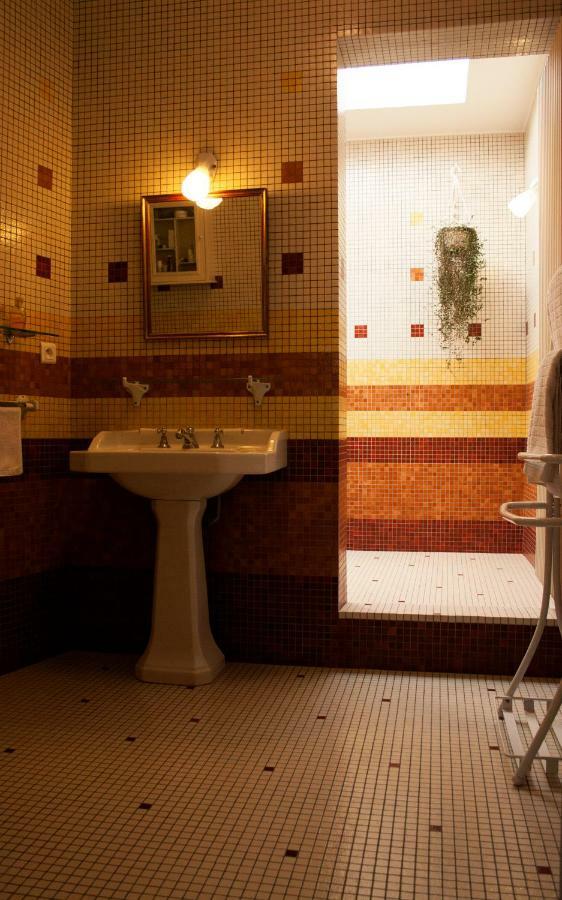 Une Chambre A Neuilly Guest House Kültér fotó